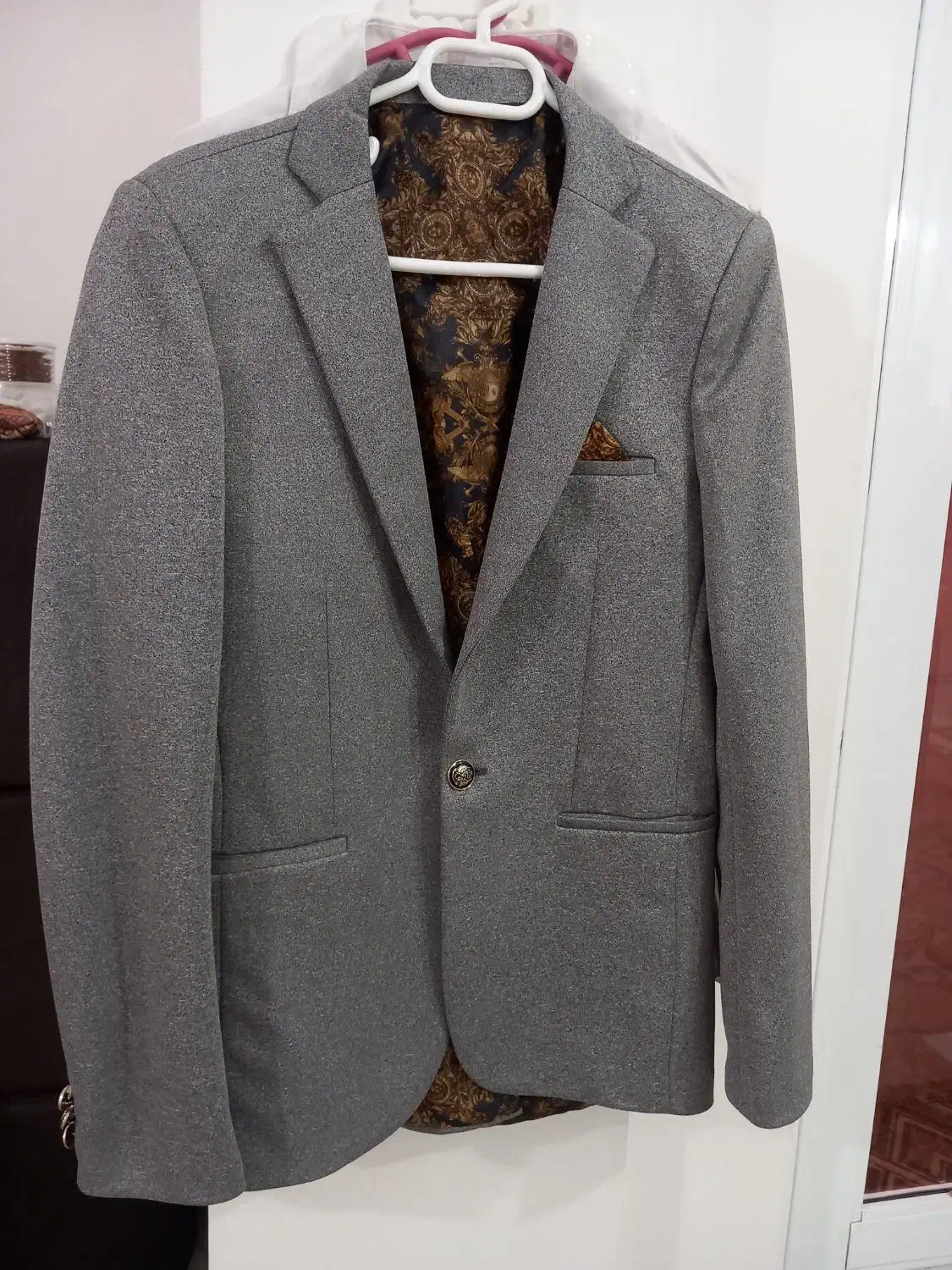 کت مجلسی شیک|لباس|لاهیجان, بازکیاگوراب|دیوار