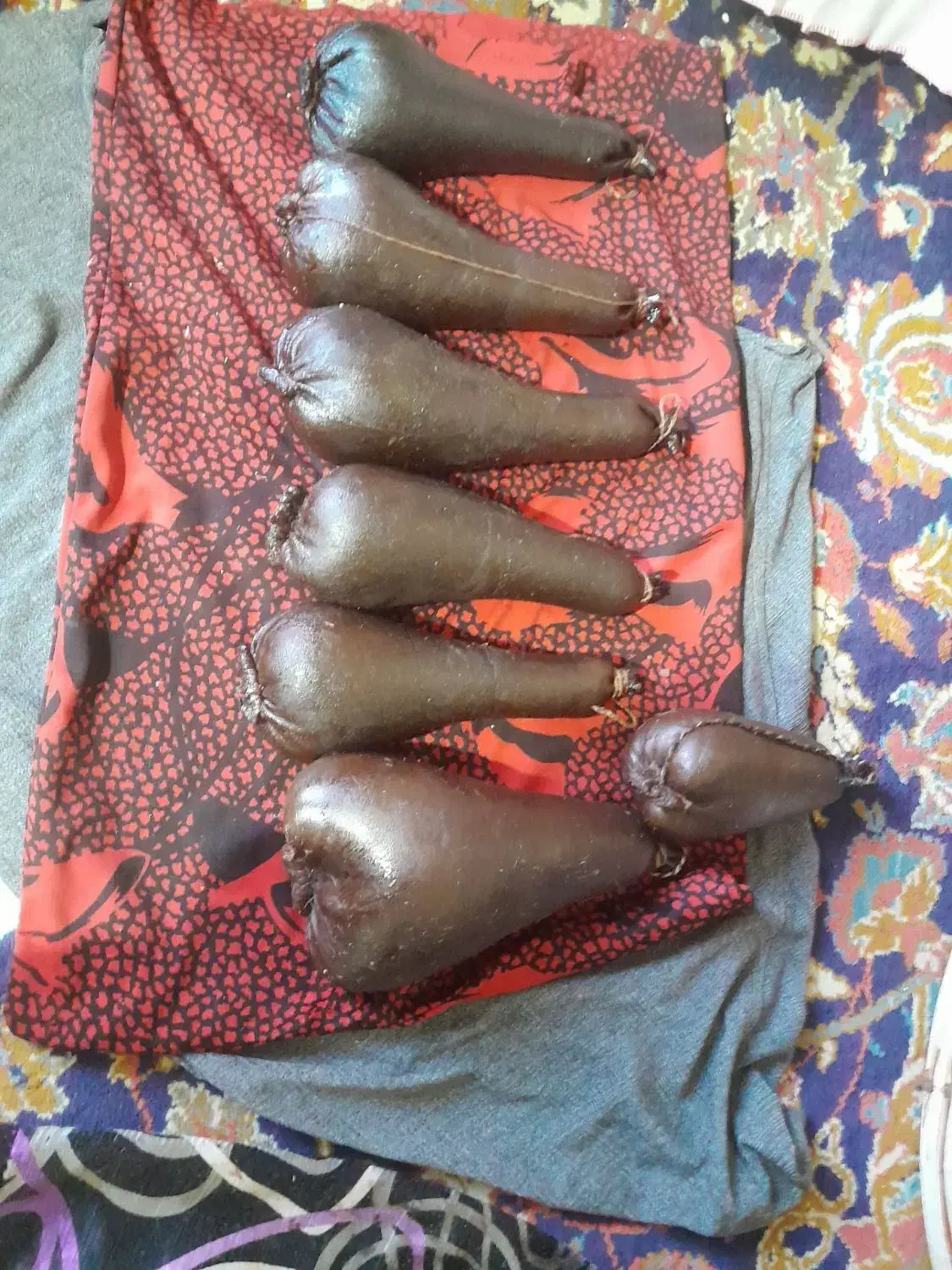 هیزه|ظروف نگهدارنده، پلاستیکی، یکبارمصرف|زرنه, |دیوار