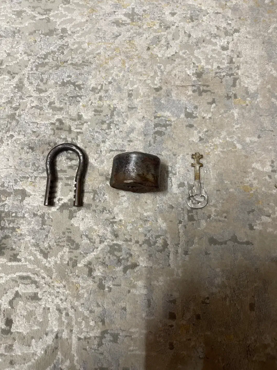 قفل قدیمی|کلکسیون اشیاء عتیقه|سبزوار, پاسداران|دیوار