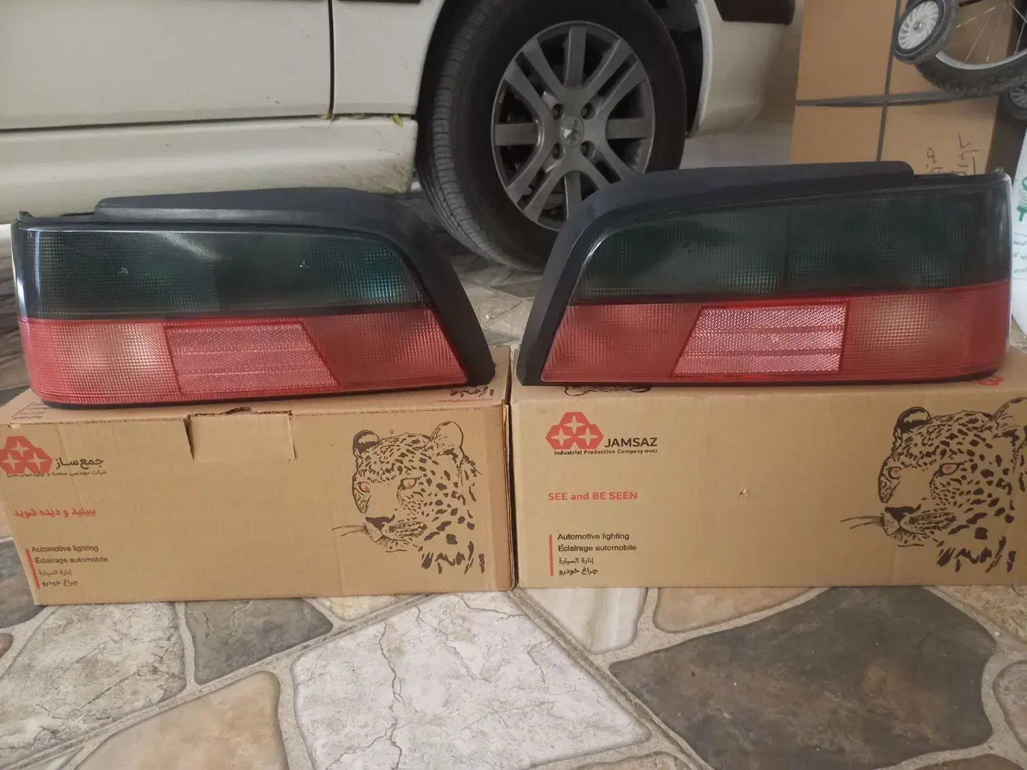 چراغهای عقب پژو پارس|قطعات یدکی و لوازم جانبی|خرم‌آباد, |دیوار