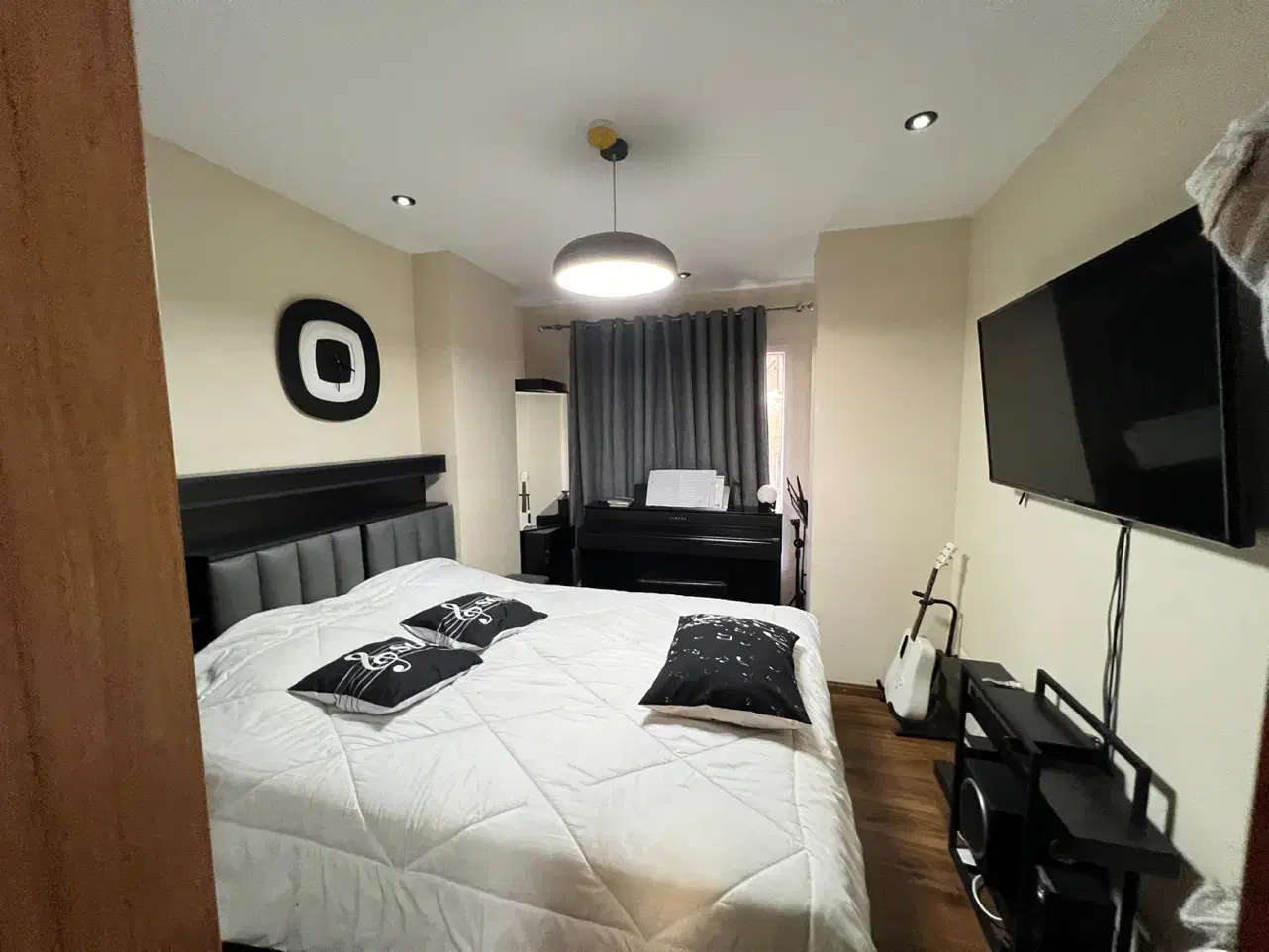 ۸۰ متر آپارتمان شیک با تراس بزرگ میدان تجریش