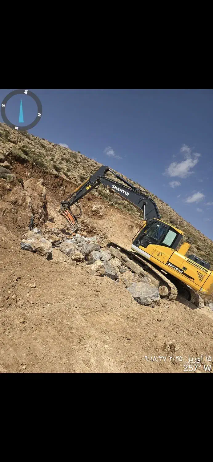 اجاره بیل مکانیکی زنجیری با چکش و کمپرسی|خدمات حمل و نقل|شیراز, دکتر حسابی|دیوار