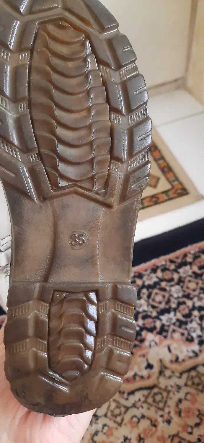 تعدادی لباس|کفش و لباس بچه|بناب, |دیوار