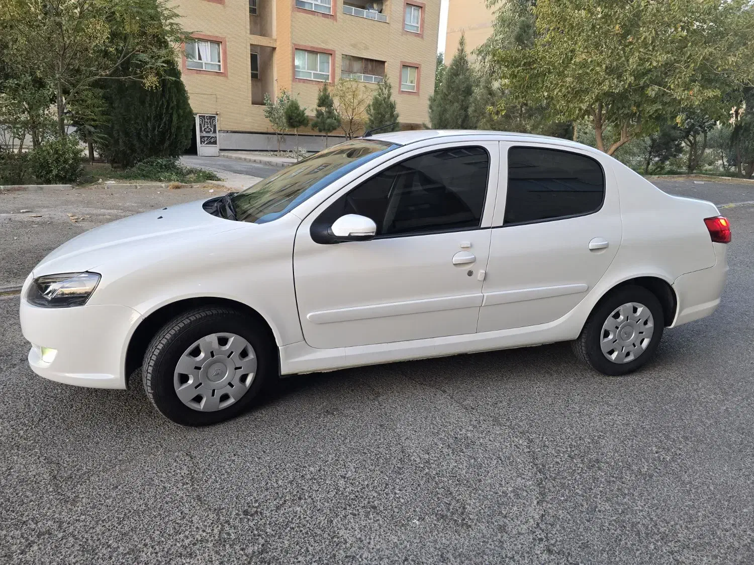 راناپلاس مدل ۱۴۰۳ در حد صفر|خودرو سواری و وانت|قم, سالاریه|دیوار