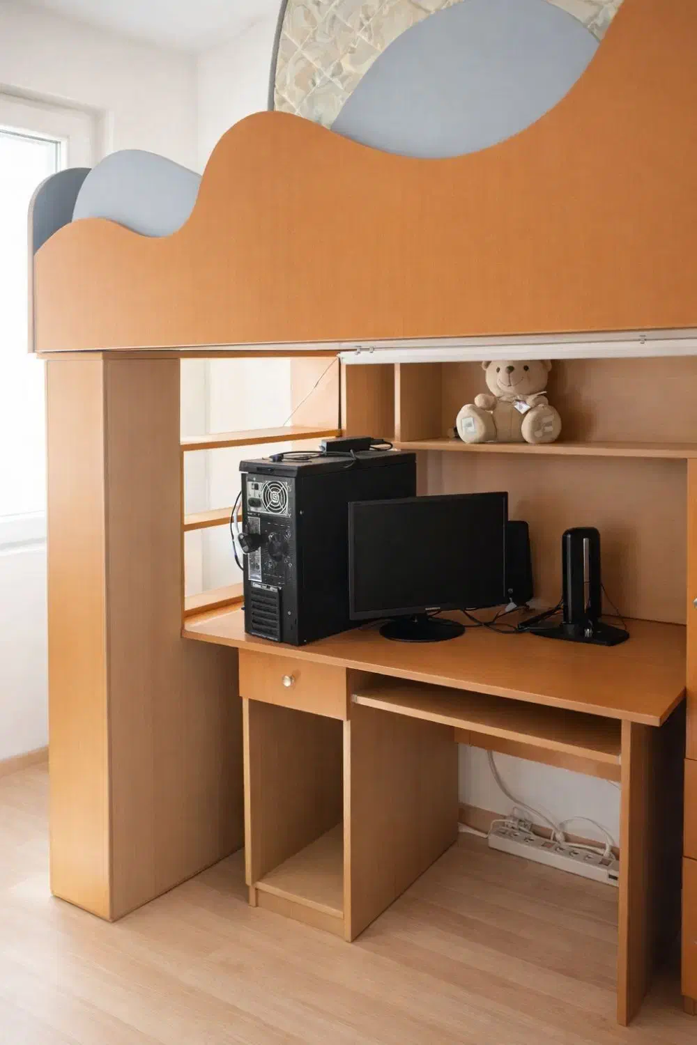 سرویس خواب کودک و نوجوان|تخت و سرویس خواب|پرند, فاز ۳|دیوار