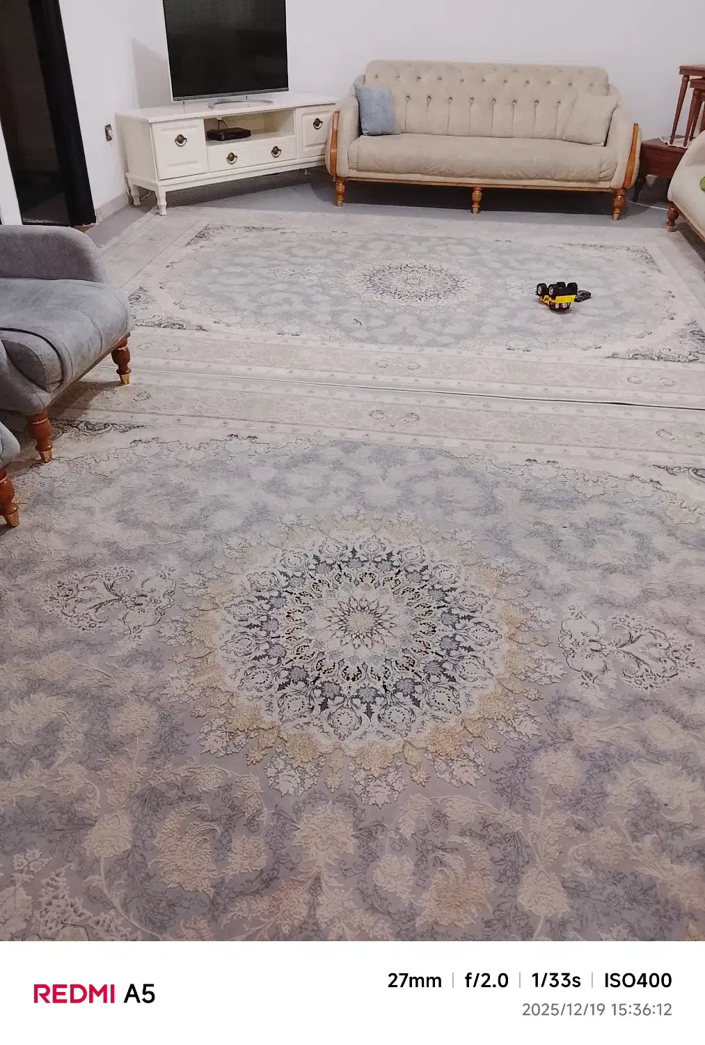 مبل راحتی وفرش برجسته|فرش|محمدشهر, محمدشهر|دیوار