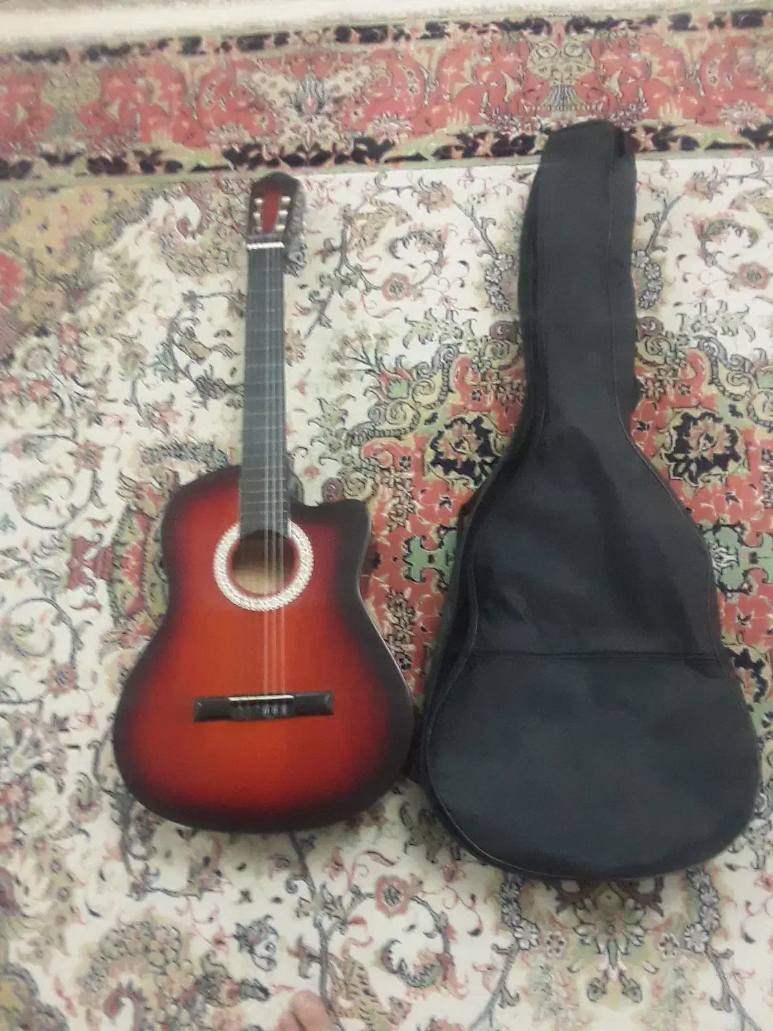 نو نو گیتار|گیتار، بیس، امپلیفایر|ارومیه, |دیوار