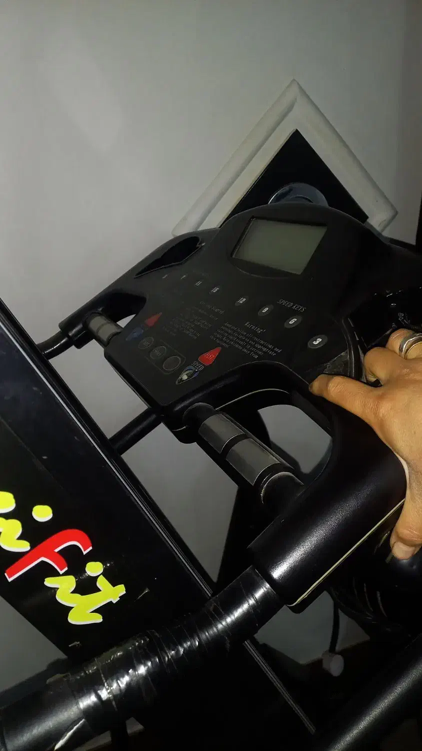 تردمیل سالم و کم کارکرده اصل تایوان سه کاره|تجهیزات ورزشی|نقده, |دیوار