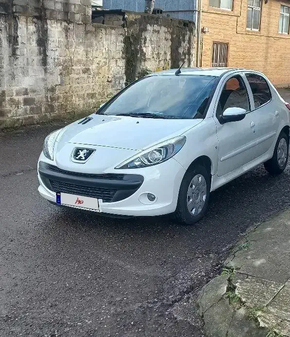 207 دنده سقف فلز در حد|خودرو سواری و وانت|بندر انزلی, آذربایجان|دیوار