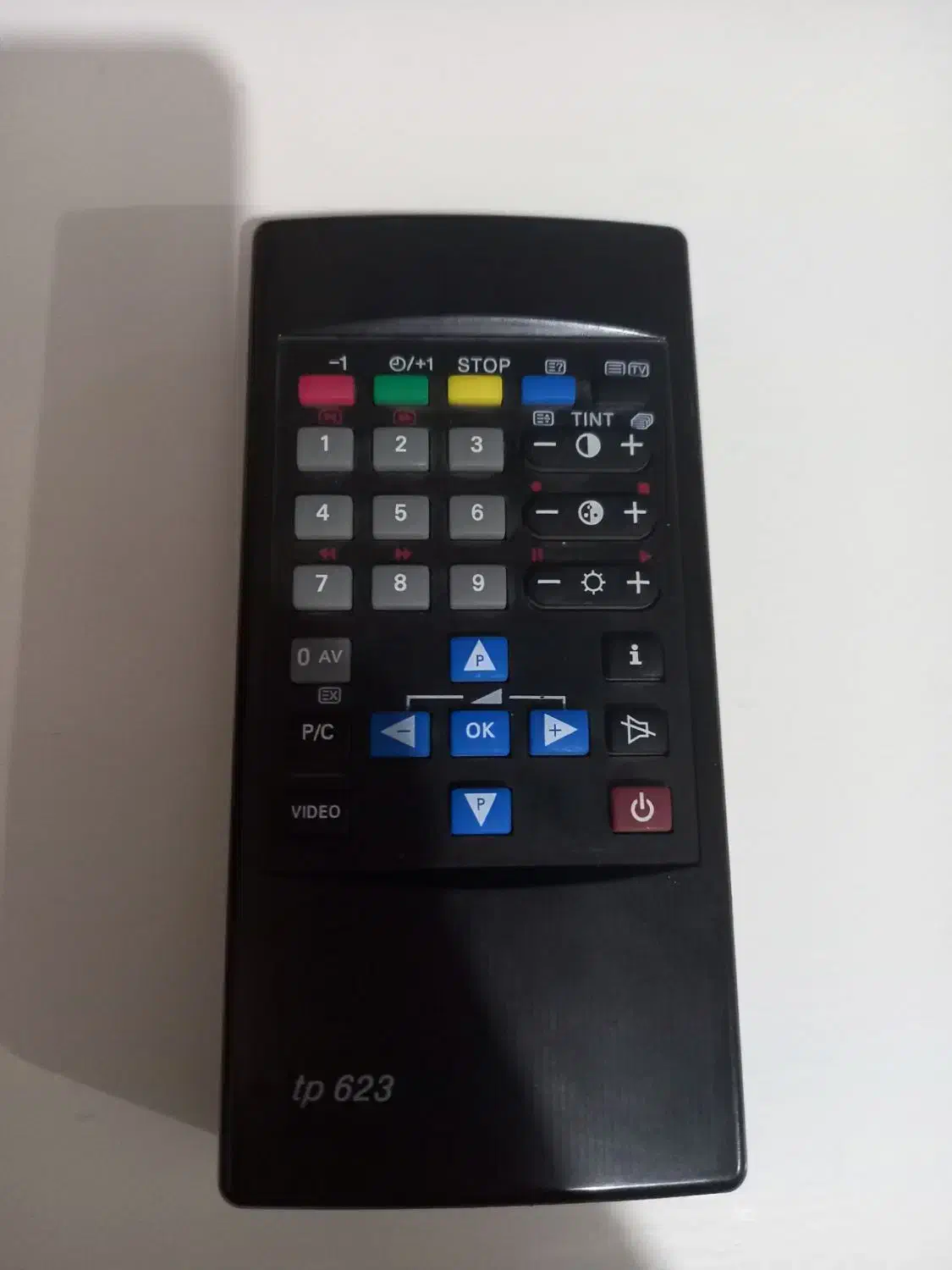 تلویزیون پارس گروندیک|تلویزیون و پروژکتور|اردبیل, |دیوار