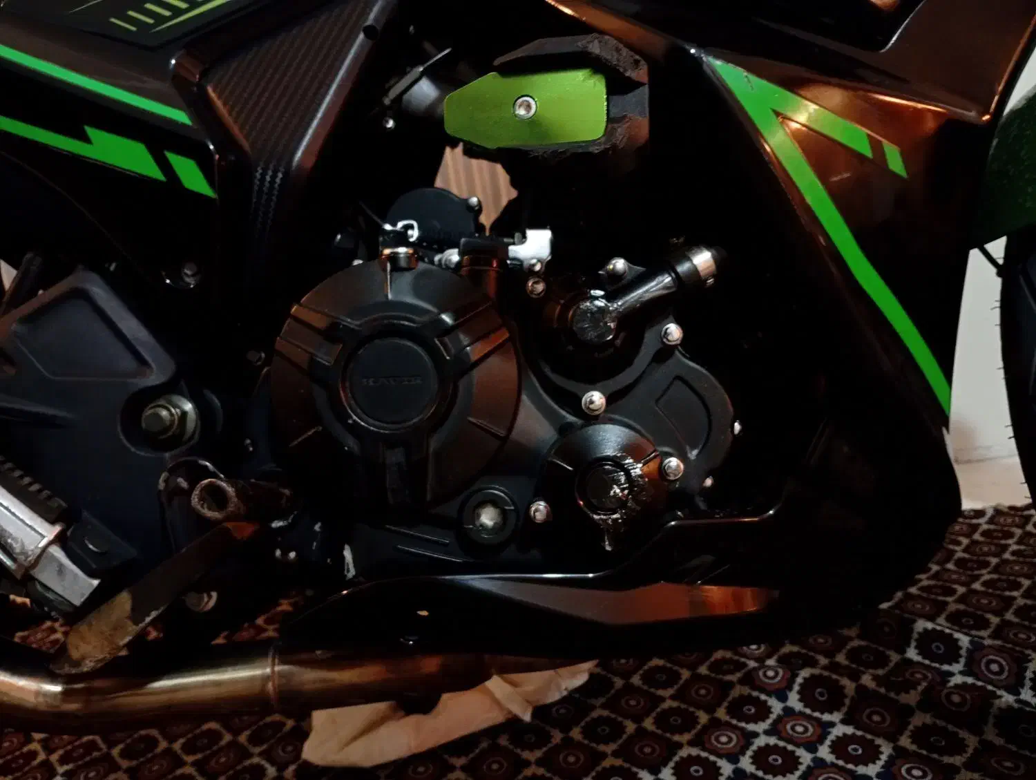 موتور مگلی 200 اسپرت با کلاه کاسکت|موتورسیکلت|کرج, کوی کارمندان جنوبی|دیوار