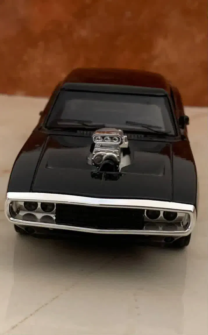 ماکت ماشین فلزی|کلکسیون و سرگرمی|مهاباد (آذربایجان غربی), |دیوار