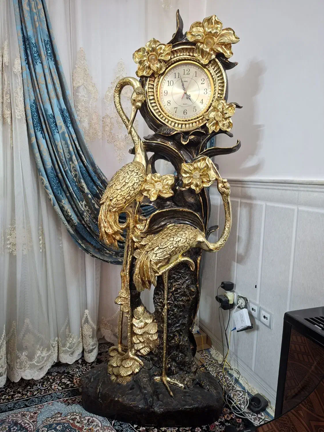 ساعت لوکس ایستاده|ساعت دیواری و تزئینی|قم, باغ کرباسی|دیوار