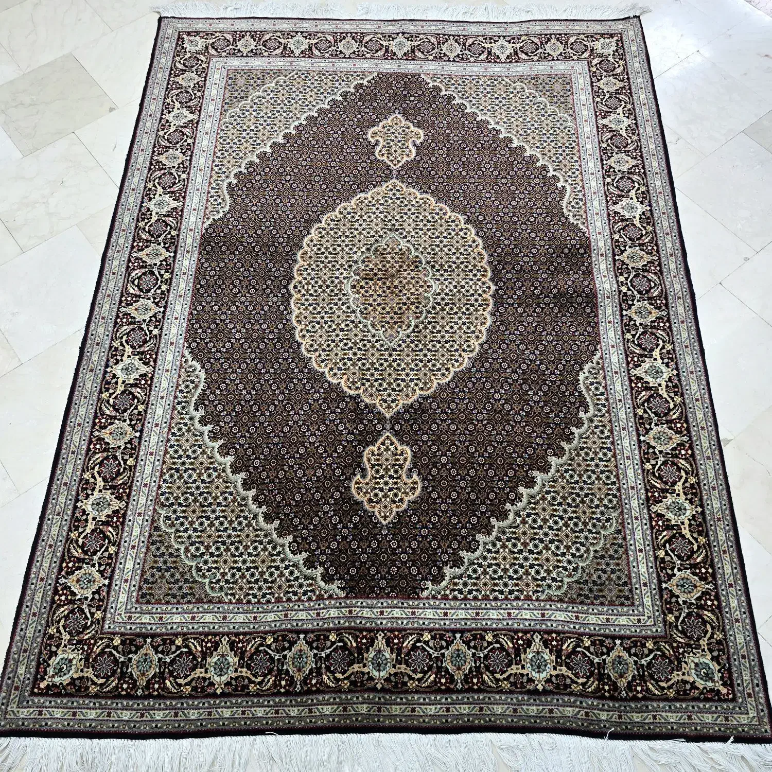 فرش دستبافت طرح ماهی ۳ متری بافت تبریز|فرش|تهران, ونک|دیوار