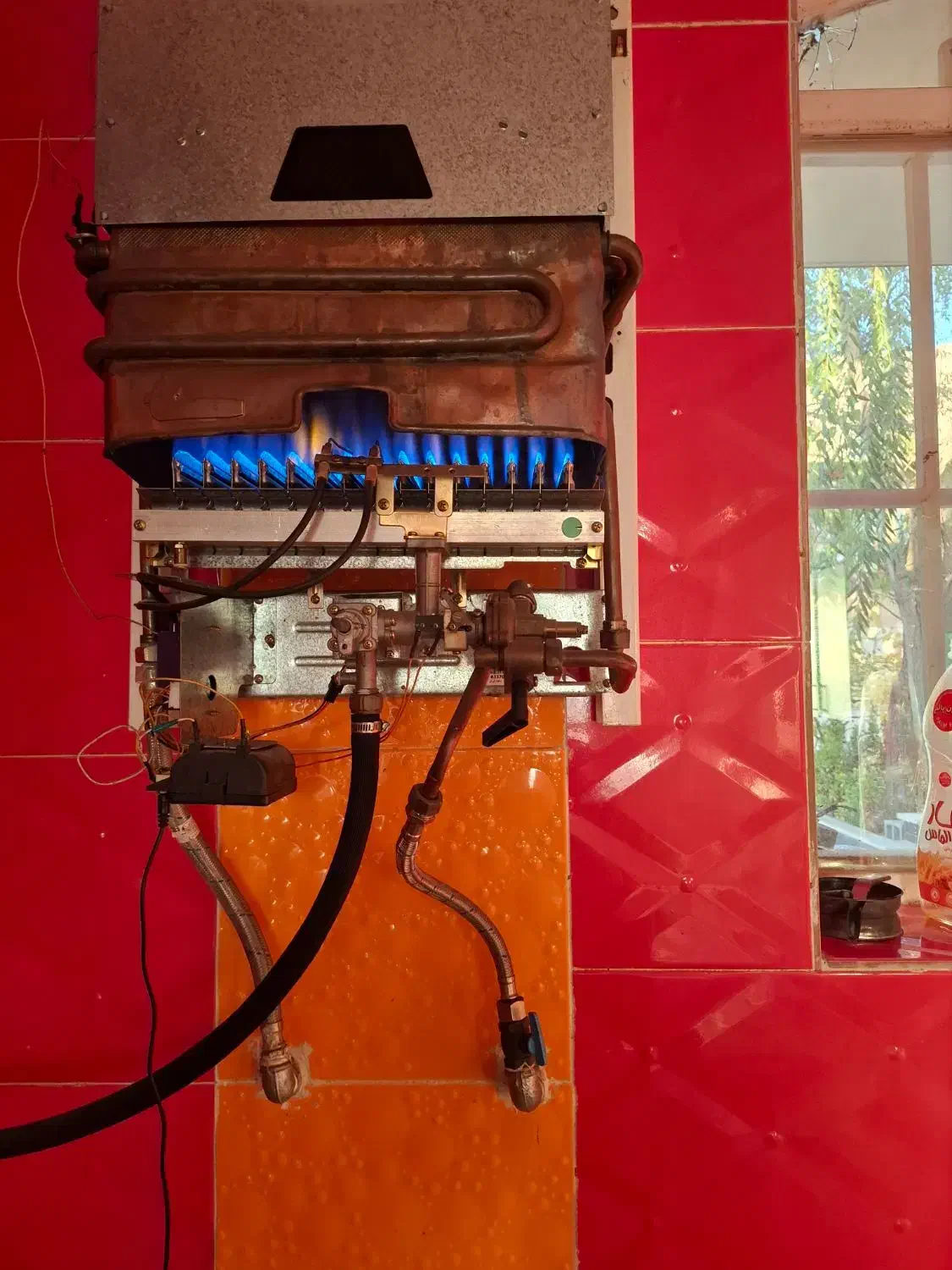 ابگرمگن دیواری بوتان|آبگرمکن، پکیج، شوفاژ|همایجان, |دیوار