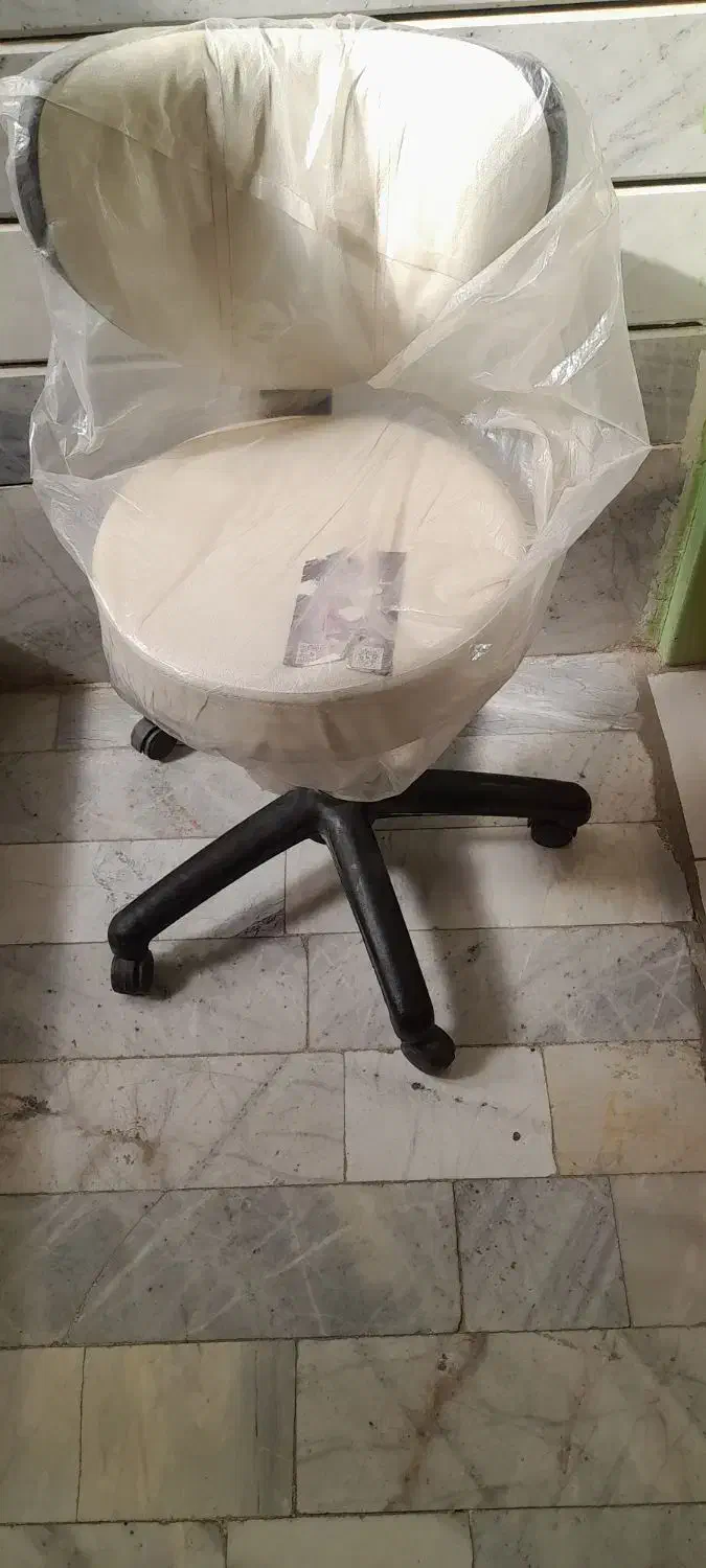 صندلی چرخدار|مبلمان اداری|خمینی‌شهر, |دیوار