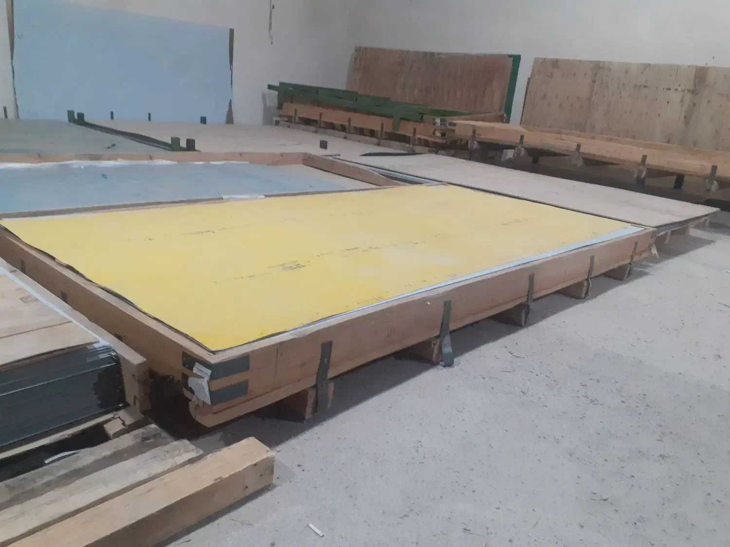 کاغذ۱۰۰×۲۰۰سفید|لوازم التحریر|مشهد, بهار|دیوار