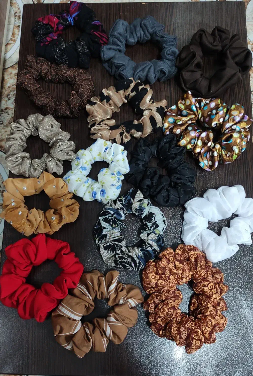 کش موی پارچه ای در رنگبندی متنوع به صورت عمده|زیورآلات و اکسسوری|رشت, جانبازان|دیوار