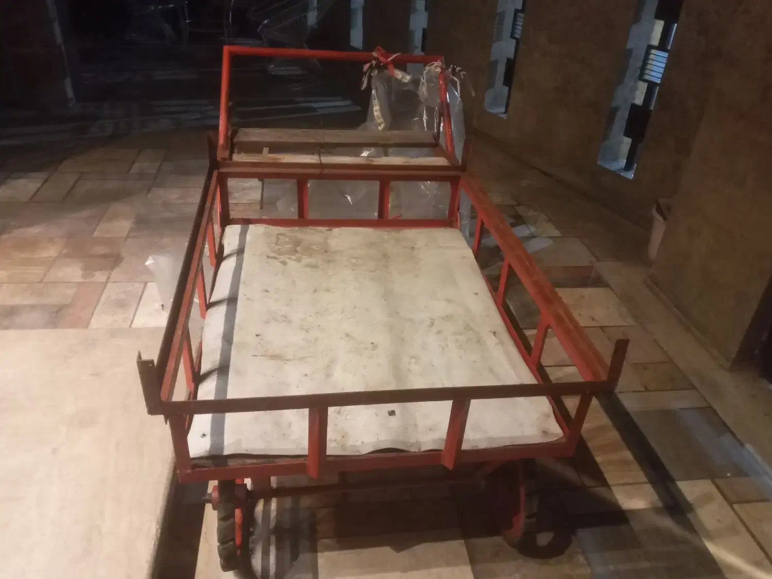 گاری|ابزارآلات|رشت, شالکو|دیوار