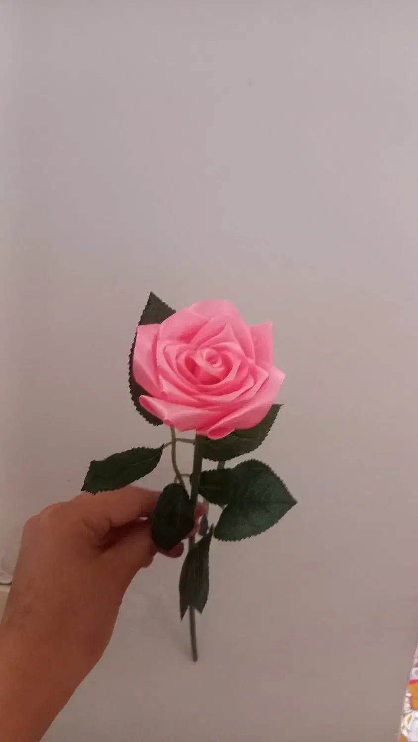 شاخه گل رز صورتی|گل مصنوعی|فیروزآباد (فارس), |دیوار