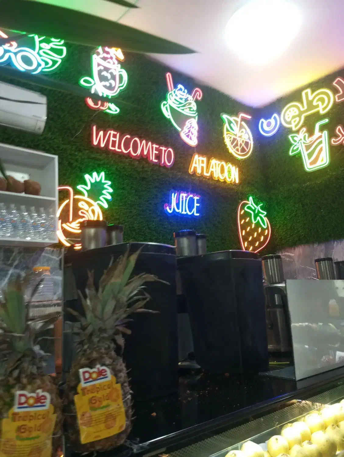 همکار ماهر جهت کار در آبمیوه بستنی|استخدام خدمات فروشگاه و رستوران|ری, دولتآباد|دیوار