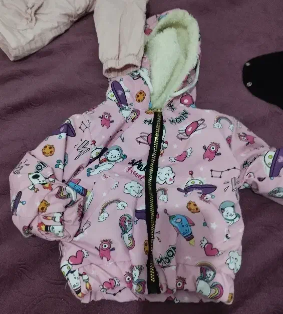 مقدار ی لباس اسپرت مناسب تا 1سال|کفش و لباس بچه|تربتحیدریه, یحیی آباد|دیوار