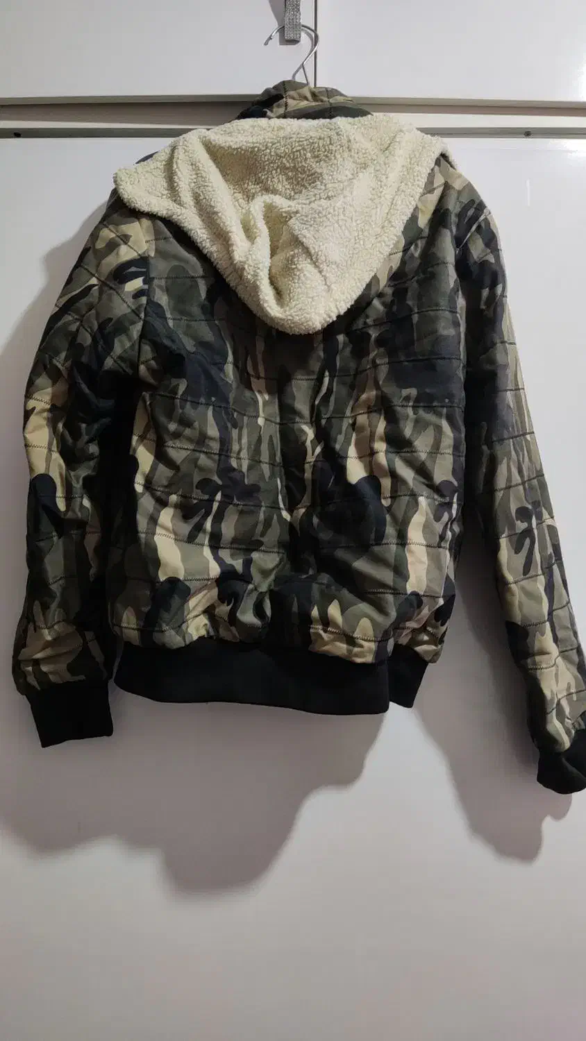 دوعدد کاپشن در حد نو|کفش و لباس بچه|بندر ماهشهر, |دیوار