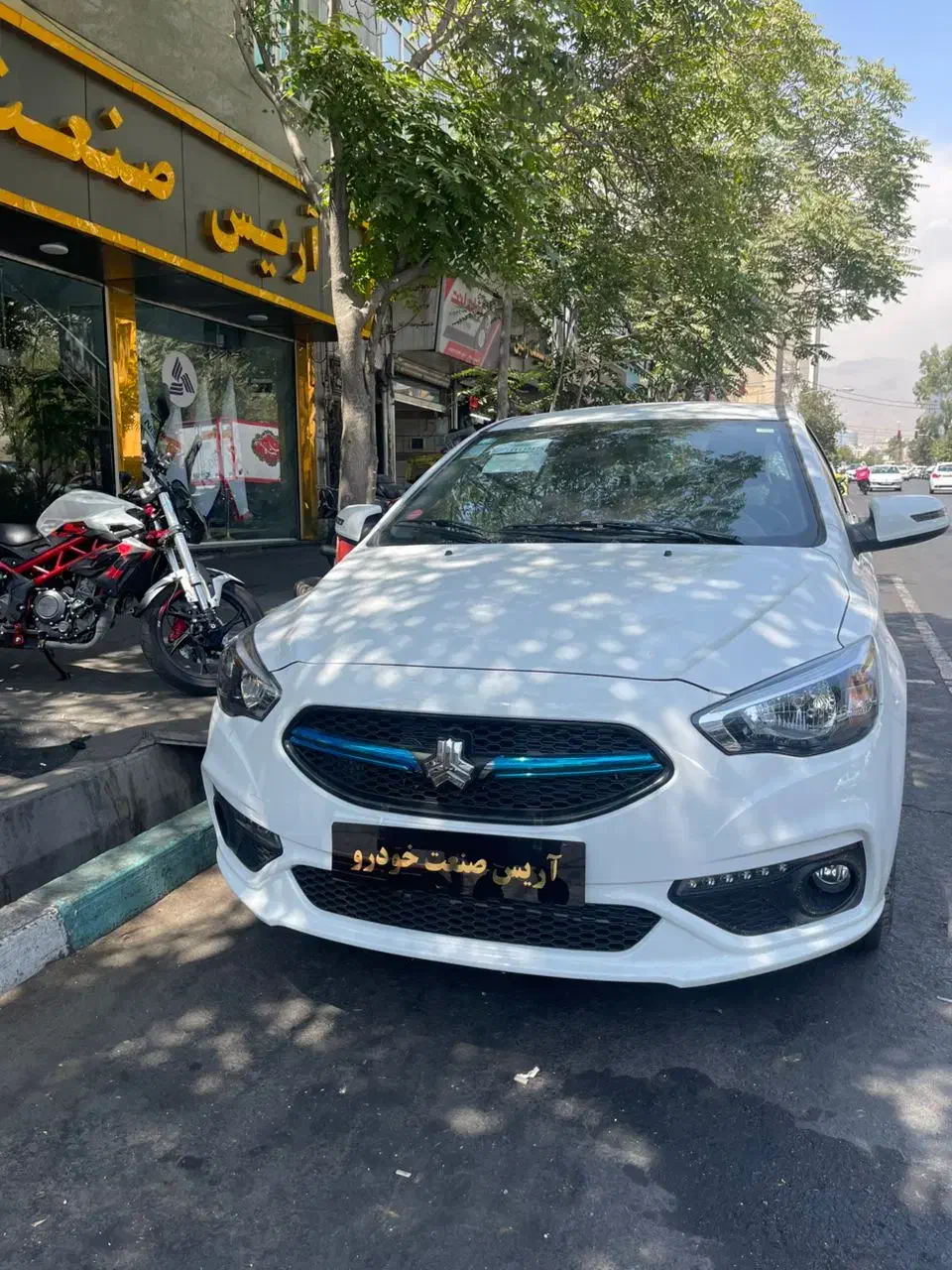 شاهین GL دنده ای / سانروف دار مدل ۱۴۰۴ تحویل درجا|خودرو سواری و وانت|تهران, ستارخان|دیوار