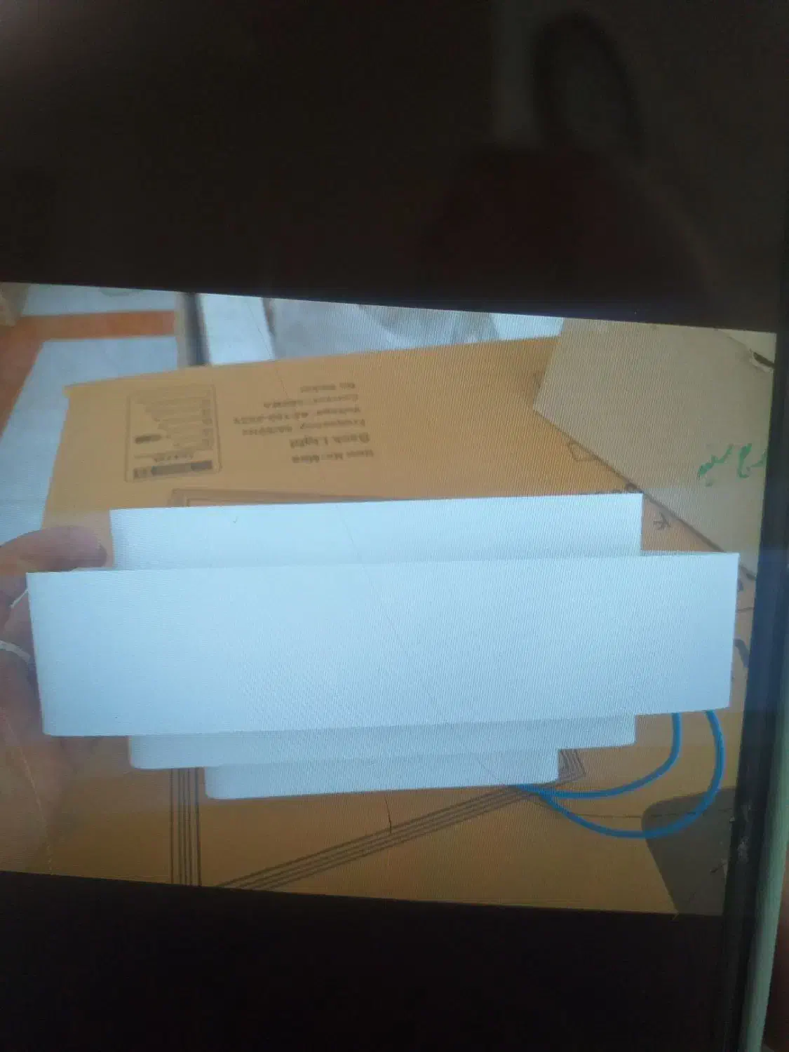 دیواری مربع سفید|لوستر و چراغ آویز|گرگان, |دیوار