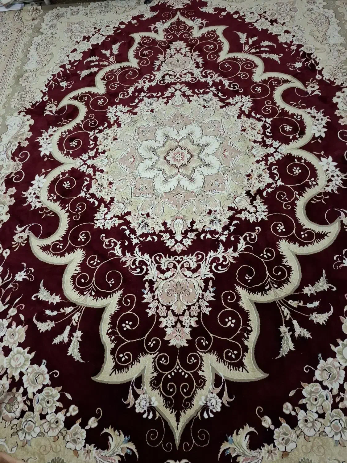 فرش ۱۲ متری مدل لاکی ۷۰۰شانه|فرش|خرمآباد, |دیوار