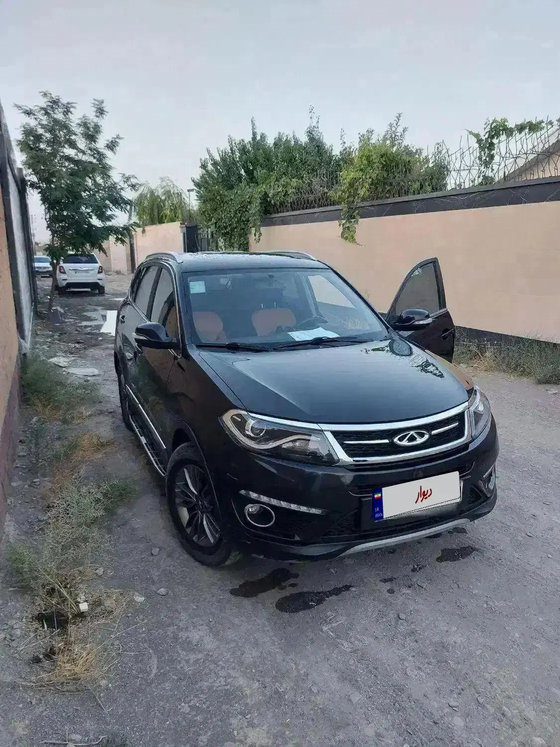 تیگو ۵ فول مانیتور بزرگ بدون رنگ کم کار کارمندی|خودرو سواری و وانت|مشهد, الهیه|دیوار