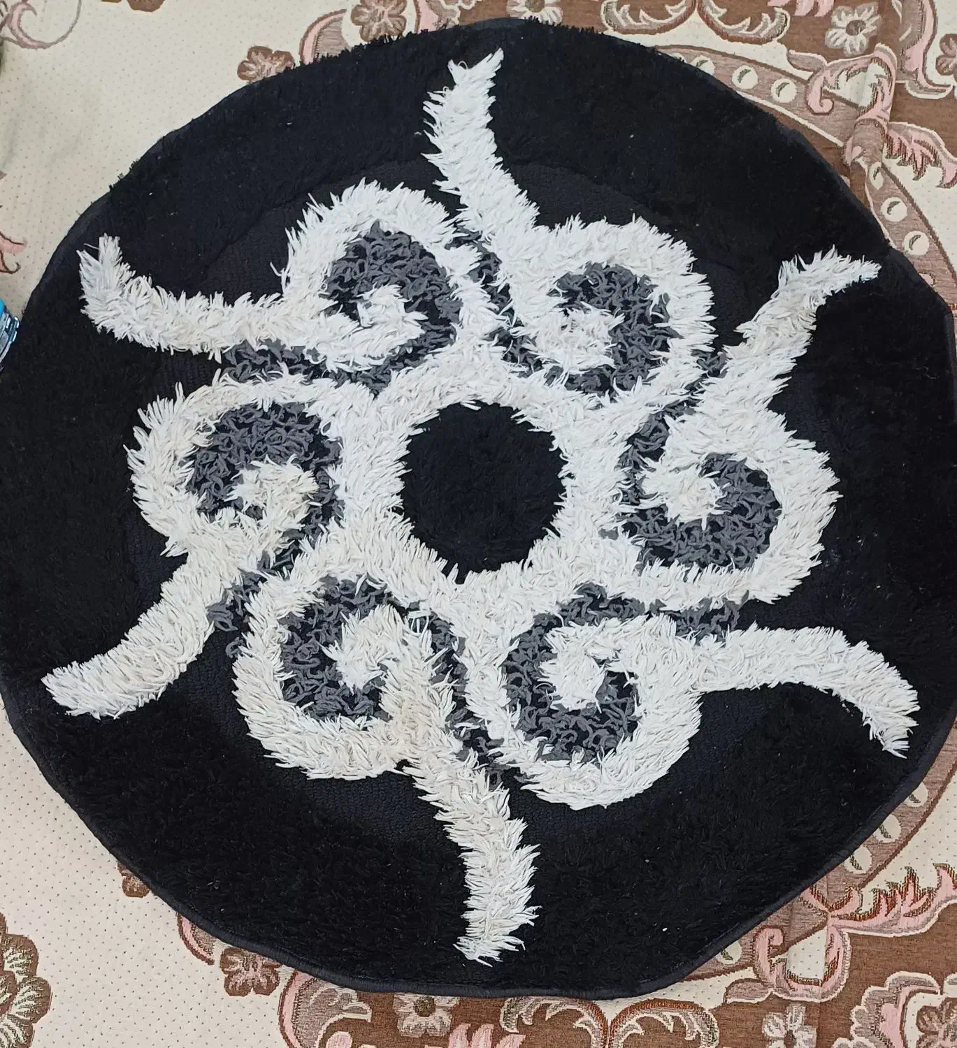 فرش اتاق و قالیچه|فرش|قرچک, میرزائی شمالی|دیوار