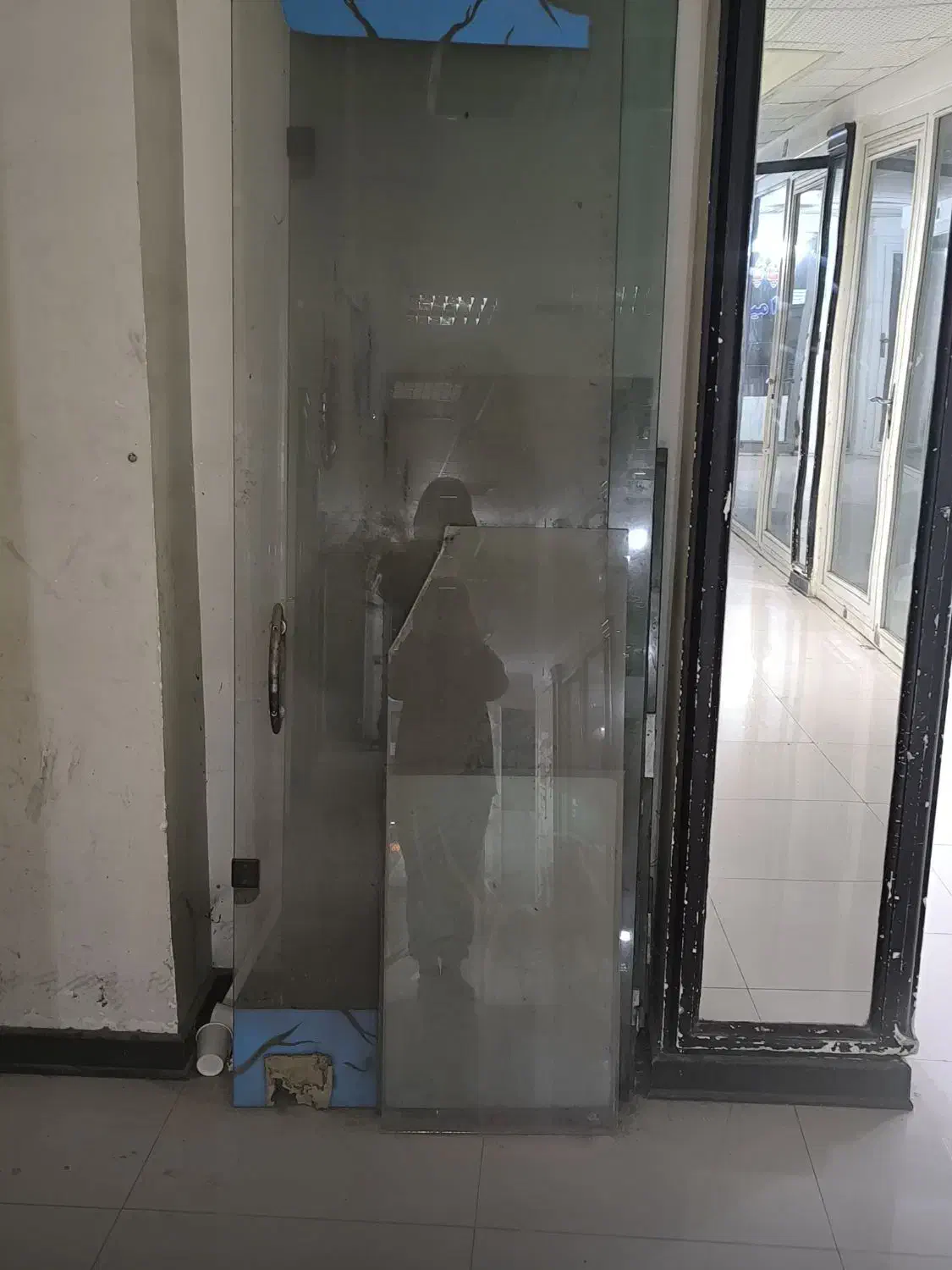 شیشه سکوریت ۱۰ میل|مصالح و تجهیزات ساختمان|گنبد کاووس, |دیوار