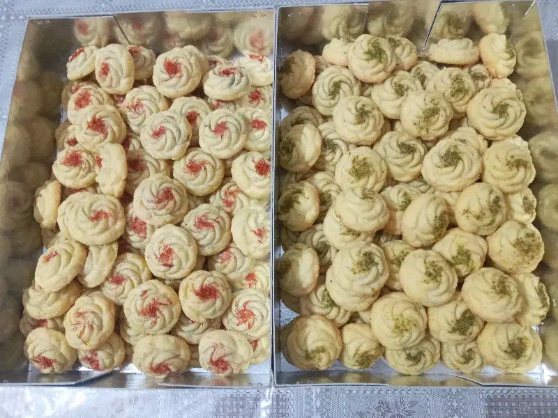 سفارش کلمپه لقمه ای و نان روغنی وانواع حلوا مجلسی|خدمات پذیرایی، مراسم|سیرجان, |دیوار