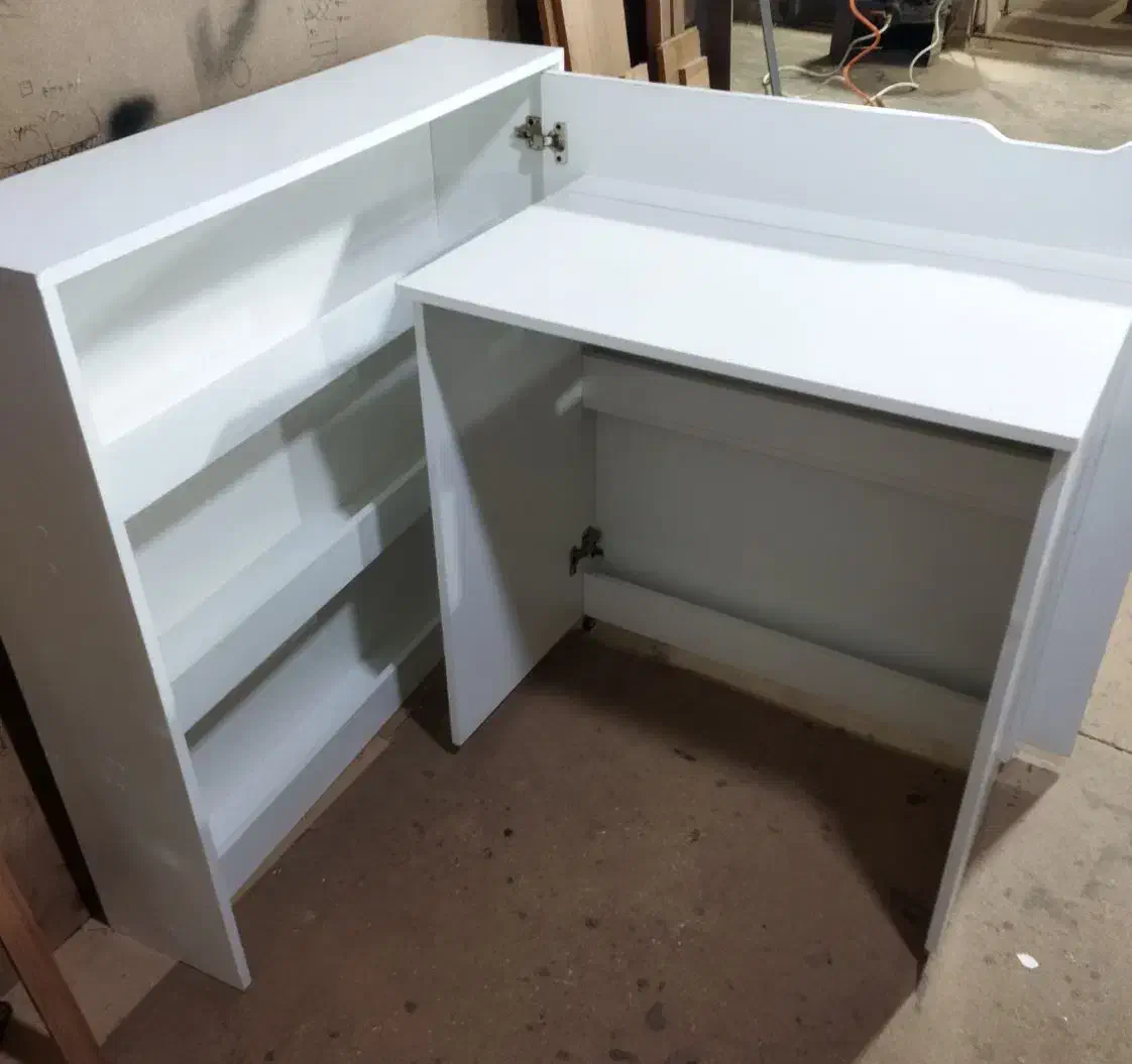 میز تحریر کم جا|مبلمان اداری|محمدشهر, شهرک چمران|دیوار