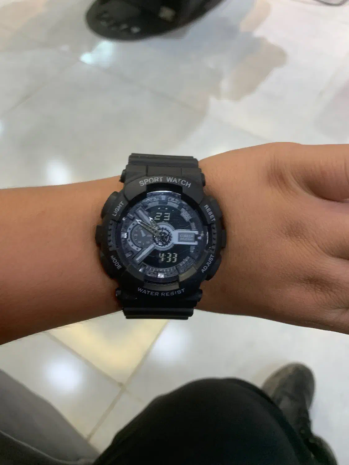 ساعت مچی چی شاک‌|ساعت|لاهیجان, کوی زمانی|دیوار