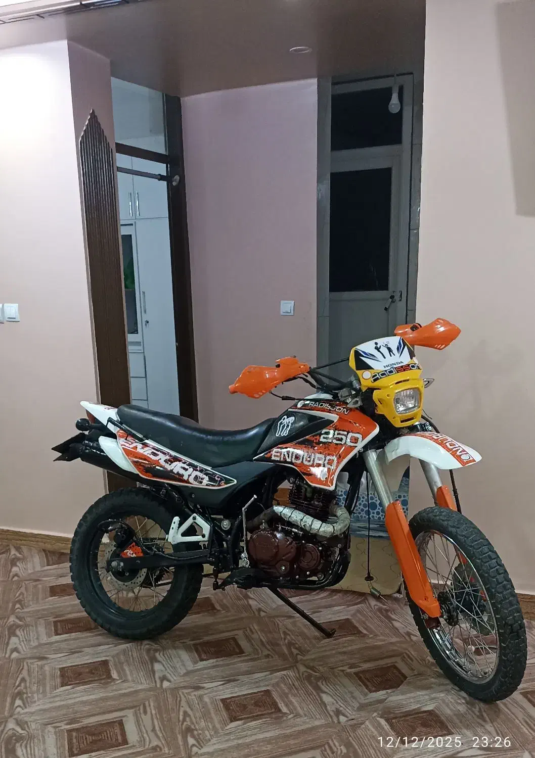 تریل شتاب 200|موتورسیکلت|اهواز, کوی آزادی|دیوار