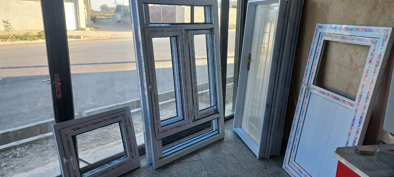 درب و پنجره وتوری و تعمیرات و نصب درب های pvc|مصالح و تجهیزات ساختمان|میاندوآب, |دیوار