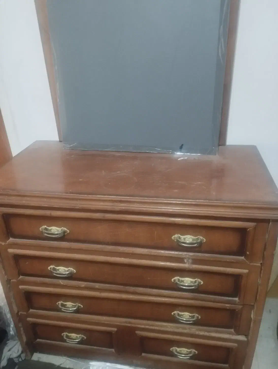 دراور قدیمی|جاکفشی، کمد، دراور|قم, ولیعصر|دیوار