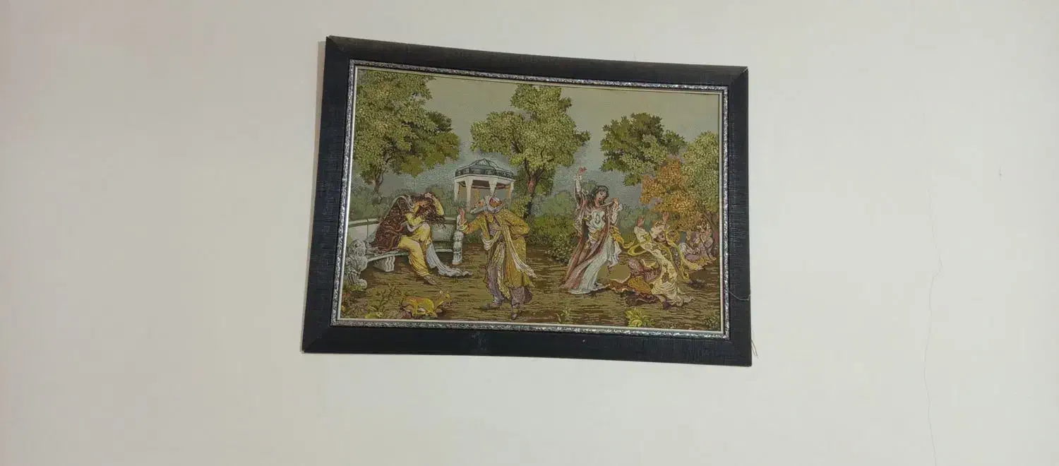 میز های عسلی 2500 دو عدد تابلو 600|مبلمان خانگی و میز عسلی|تربت‌حیدریه, کلاته توکلی|دیوار