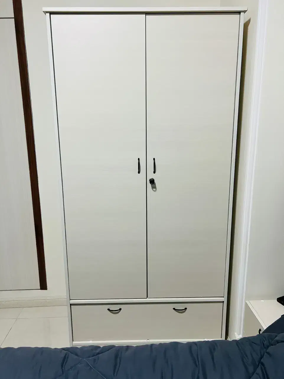 تخت|تخت و سرویس خواب|شیراز, زند|دیوار