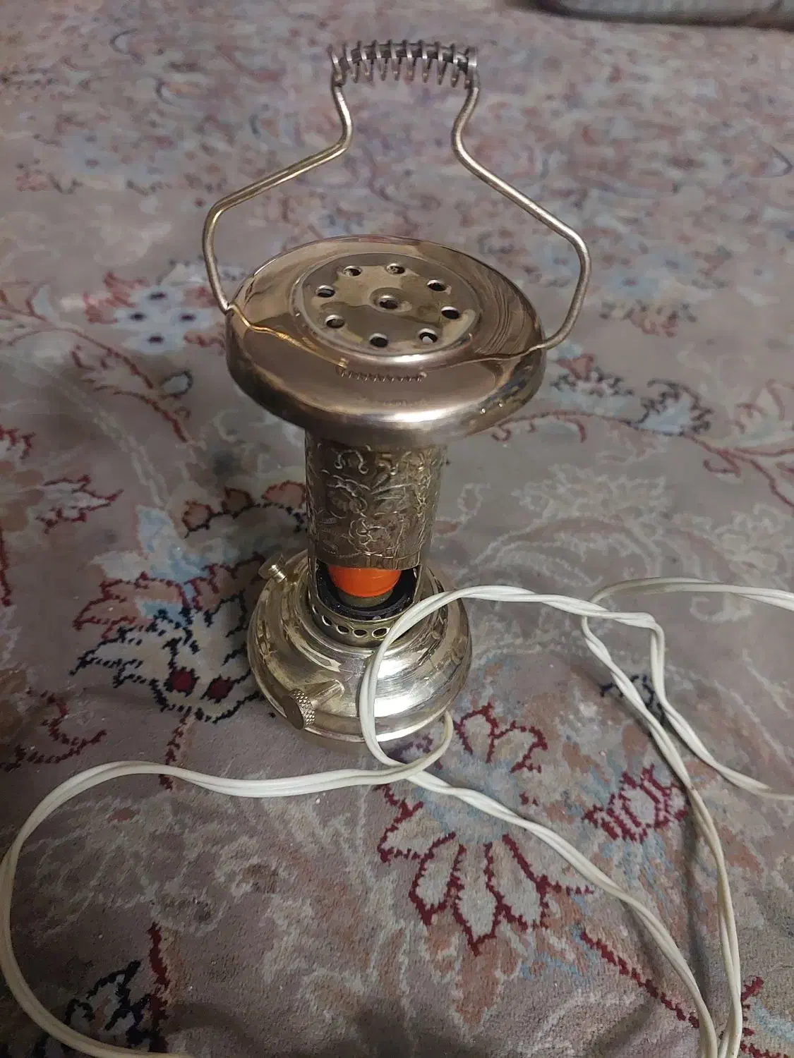 چراغ علاالدین برنجی منیاتوری قدیمی|چراغ خواب و آباژور|تهران, امامت|دیوار