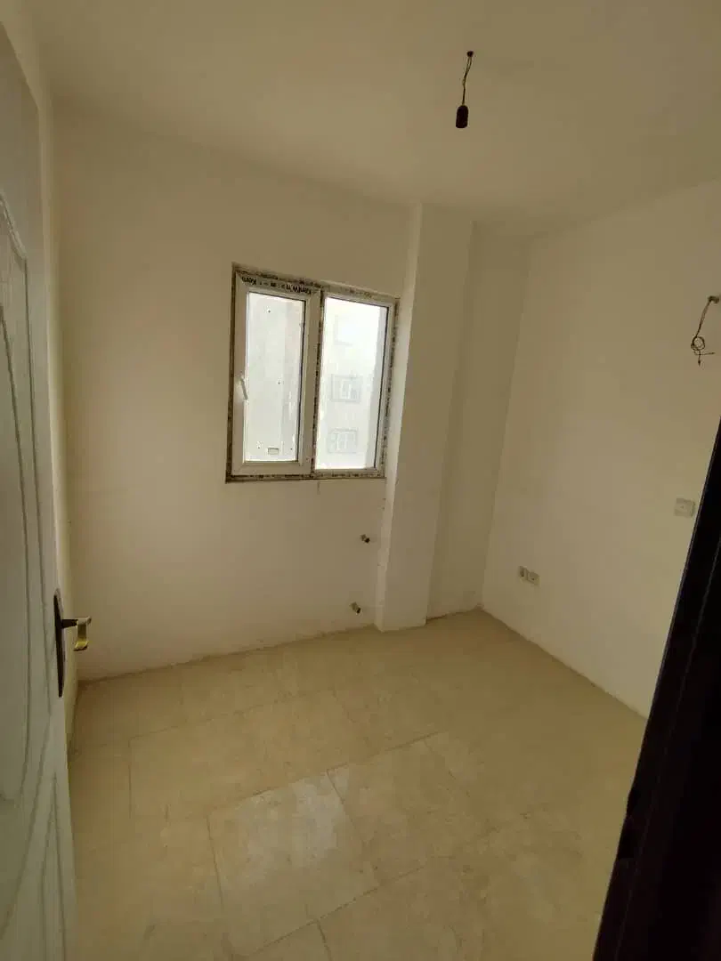 جنوبی/سرزمین.پارکینگ اسانسور،خام|فروش آپارتمان|هشتگرد, شهرک آرتیمان|دیوار