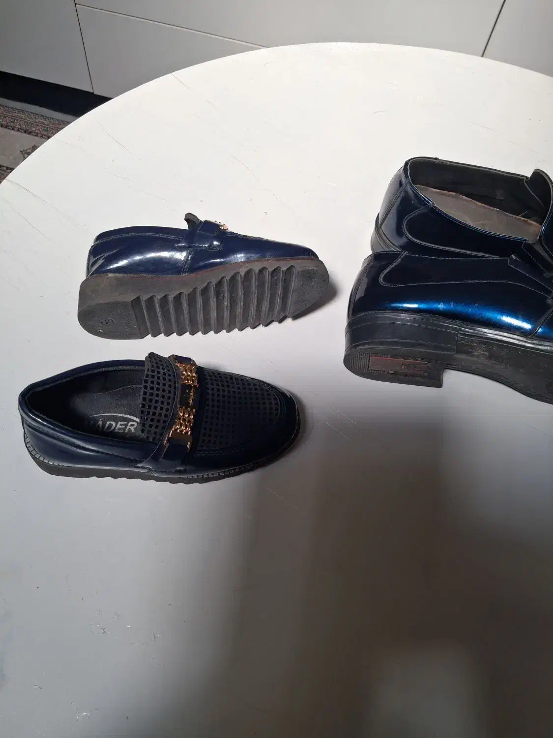 کفش نو نو|کیف، کفش، کمربند|قیدار, |دیوار