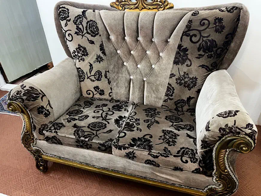 مبل سلطنتی ۹نفره|مبلمان خانگی و میز عسلی|رودسر, |دیوار