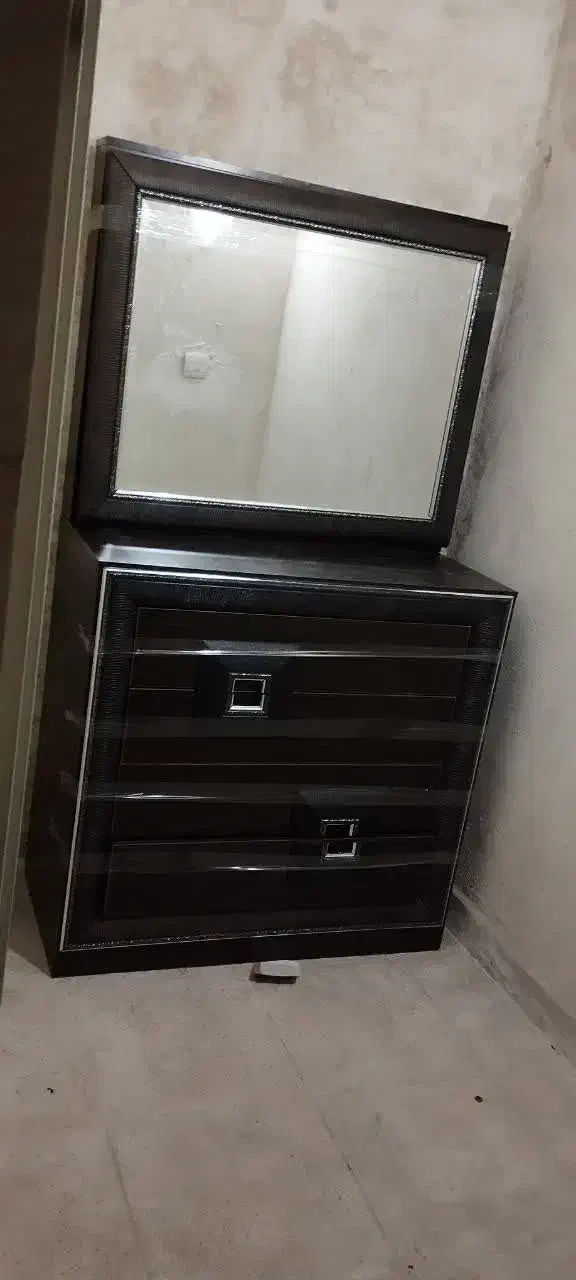 دراور...میز ارایشی|جاکفشی، کمد، دراور|خمینی‌شهر, |دیوار