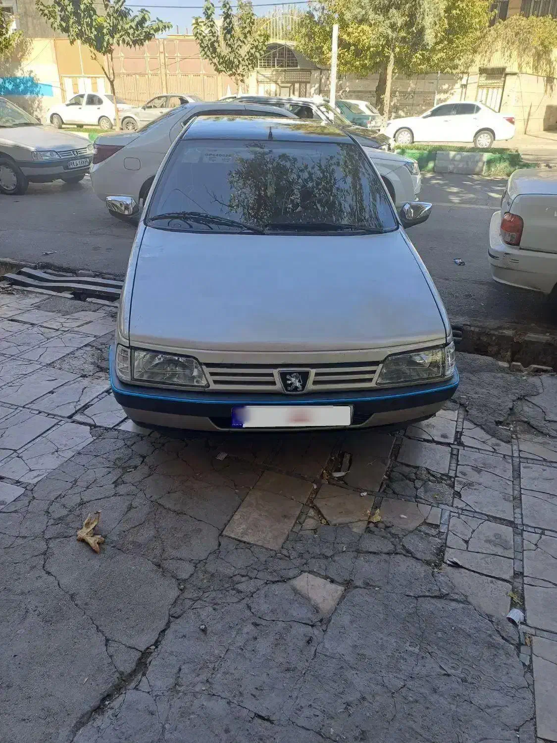 پژو ۸۸ قیمت مناسب|خودرو سواری و وانت|بروجرد, |دیوار