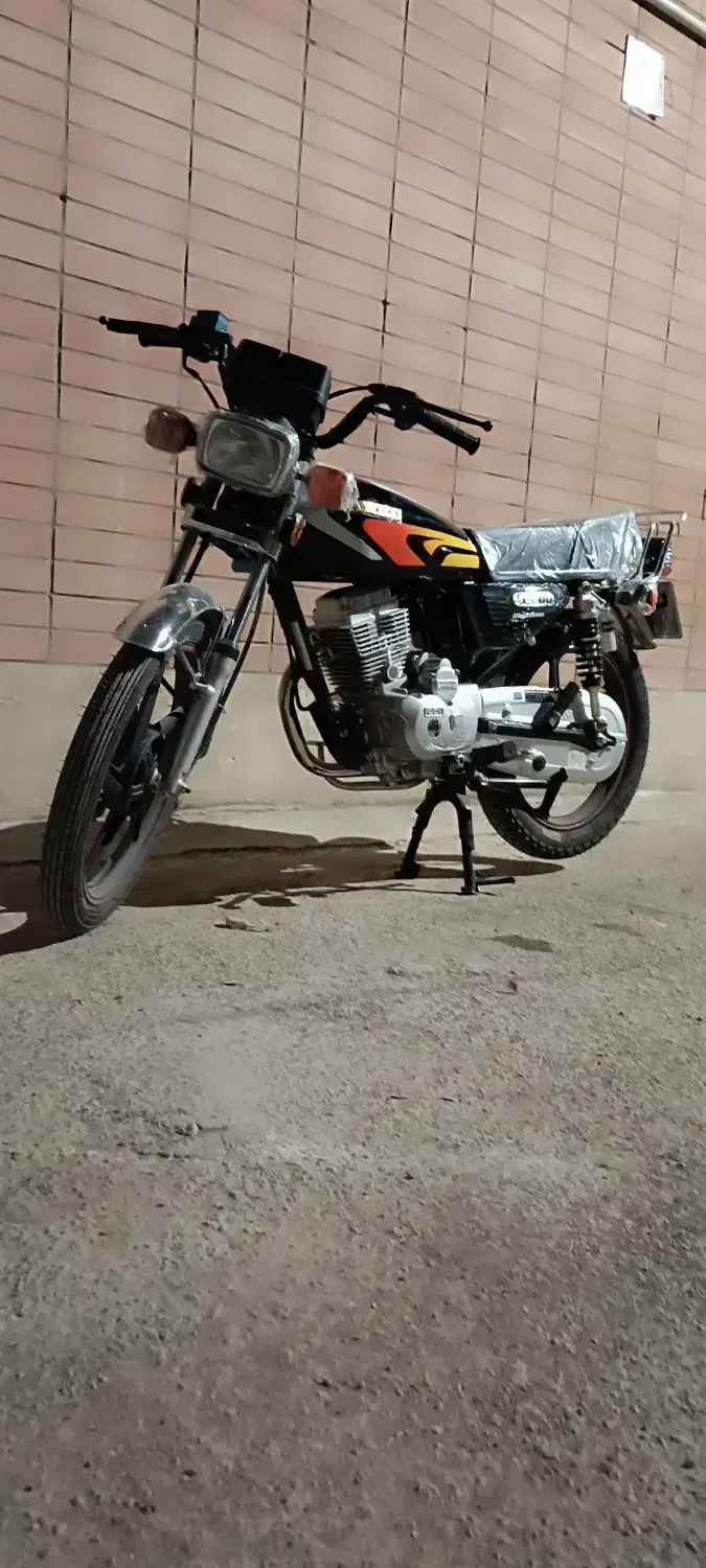 هوندا ۲۰۰رهرو|موتورسیکلت|اصفهان, مارچین|دیوار