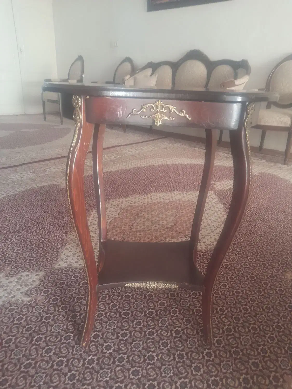 میزتلفن|میز تلفن|مشهد, کارگران|دیوار