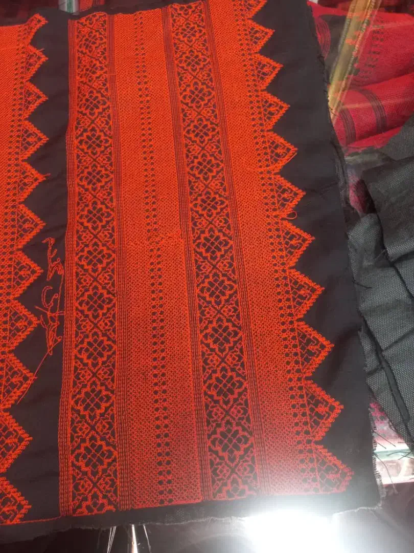 چوطل وپرکاری زیح پذیرفته میشود|لباس|سراوان, |دیوار